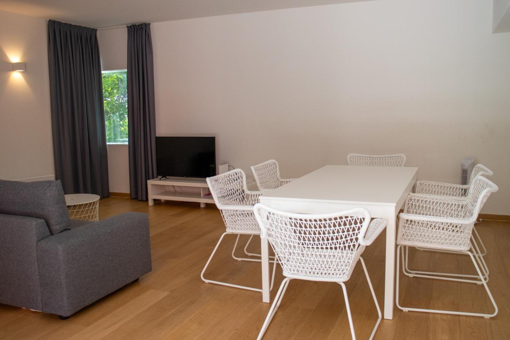 Modern Apartment In Lugano Luaran gambar